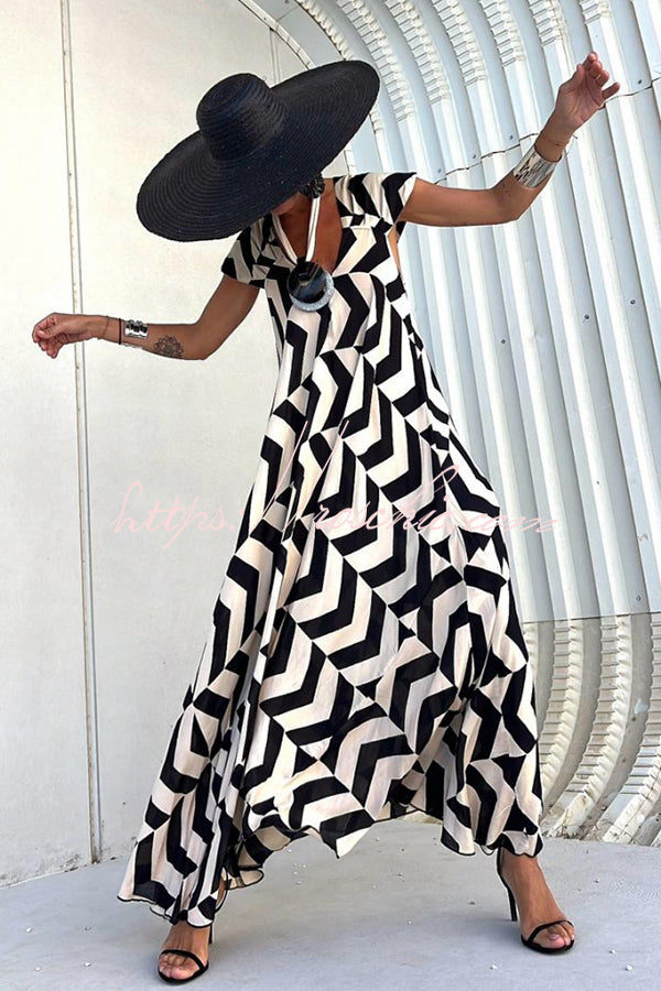 Classic Vintage Dress with a Flattering Fit