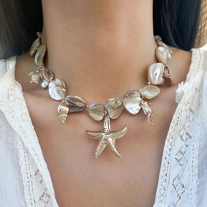 Stunning Necklace for Daily Wear