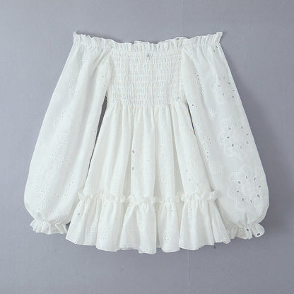 Effortlessly Elegant Dress with a Timeless Design