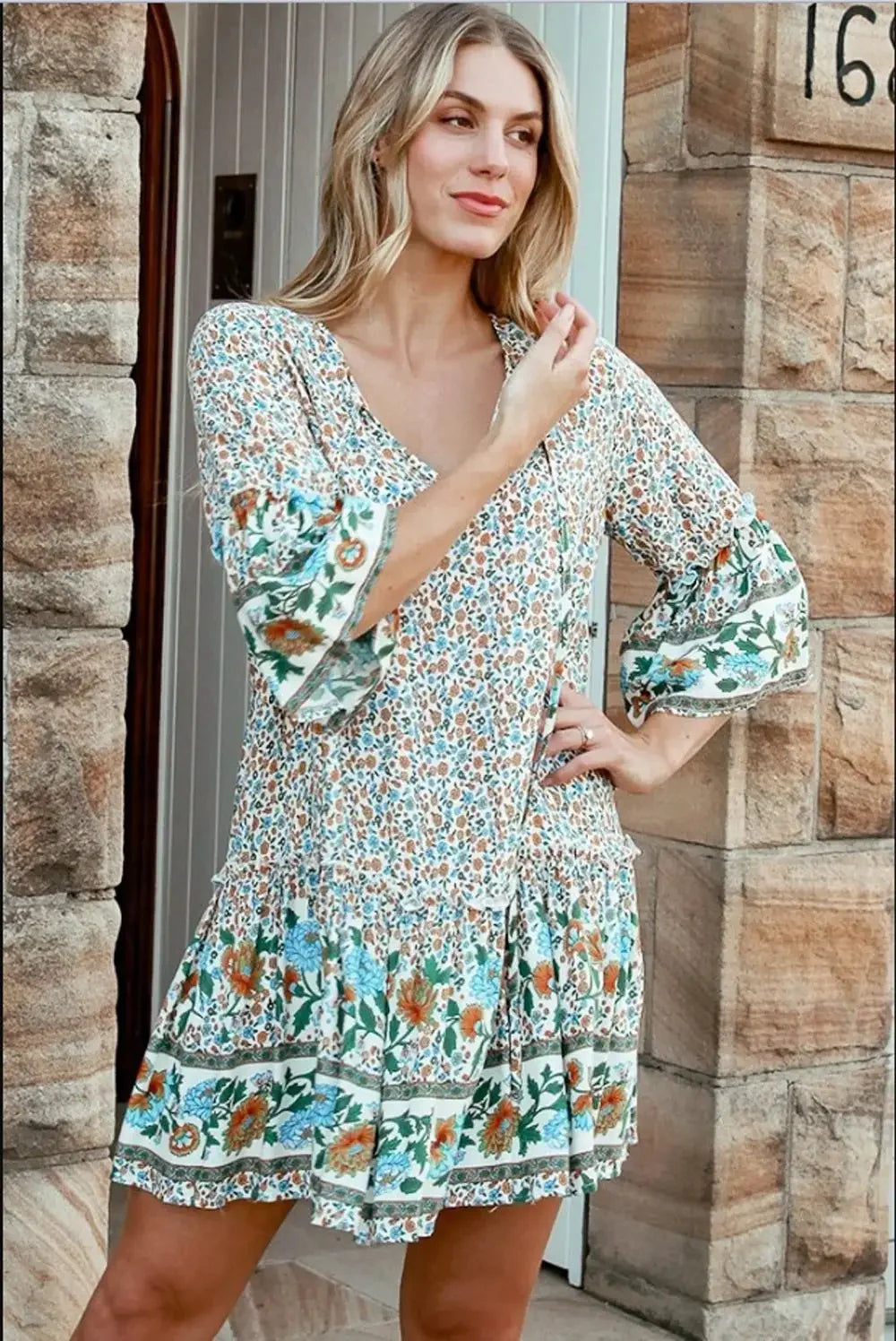 Well Tailored Dress with a Graceful Silhouette