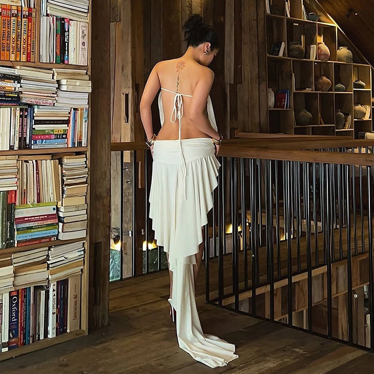 Effortlessly Elegant Dress with a Timeless Design