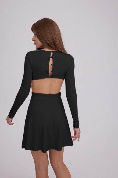 A Vintage Style Pullover with Delicate Timeless Details