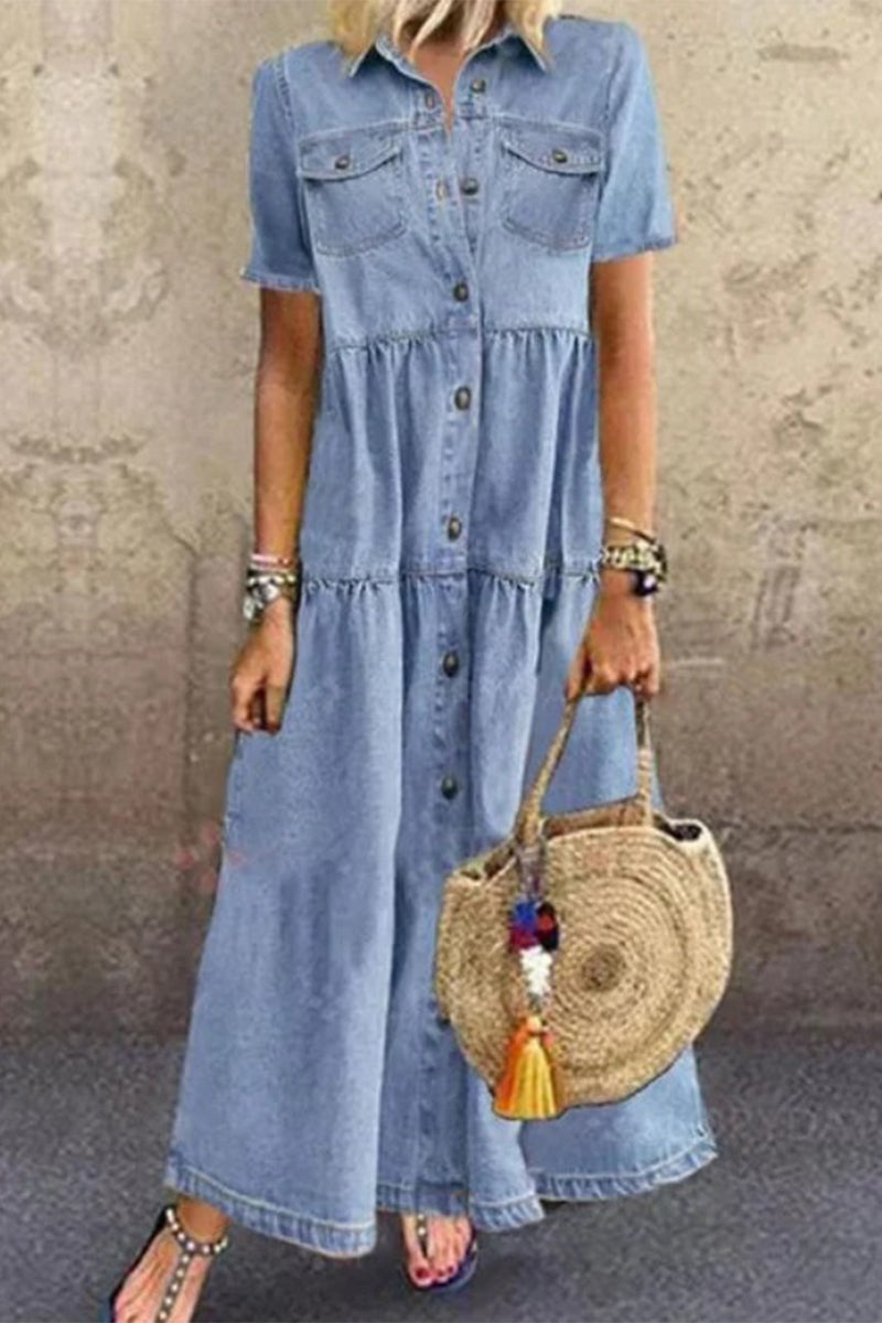 Beautifully Finished Dress in a Timeless Design