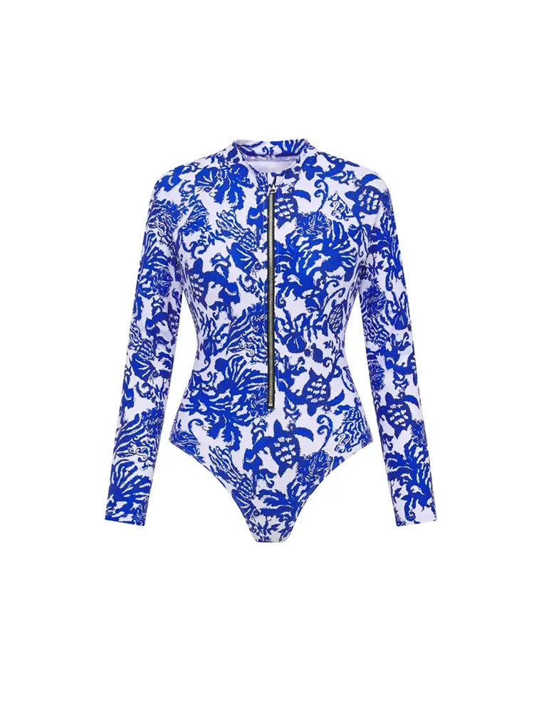 Sophisticated Garment with a Clean Classic Look