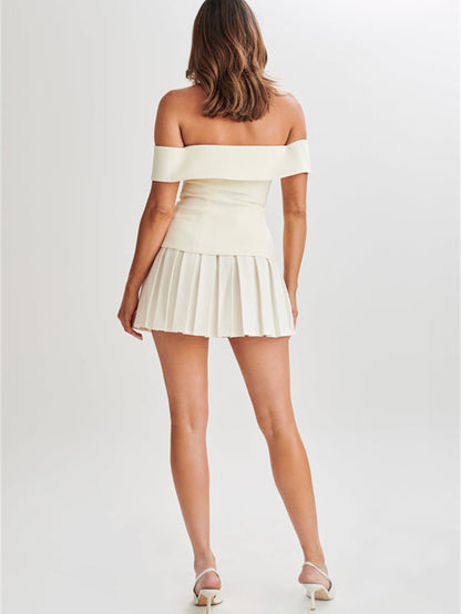 Beautifully Finished Top in a Timeless Design