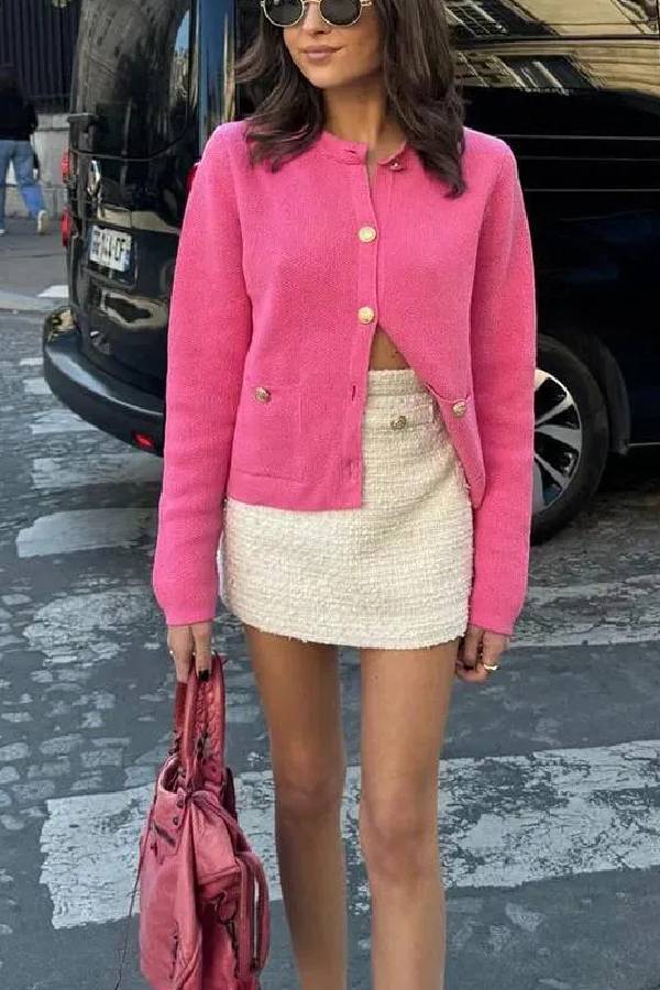 Well Tailored Cardigan with a Graceful Silhouette
