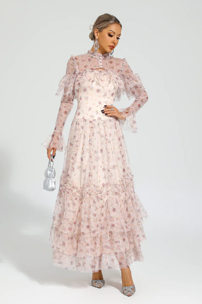 Gracefully Styled Dress for Any Occasion