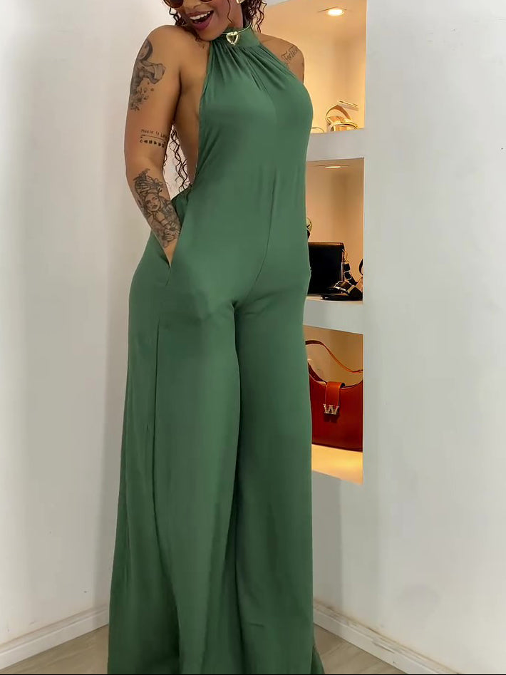 Sophisticated Garment with a Clean Classic Look