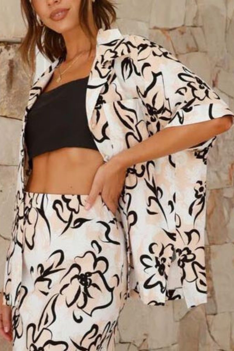 Well Tailored Pants with a Graceful Silhouette