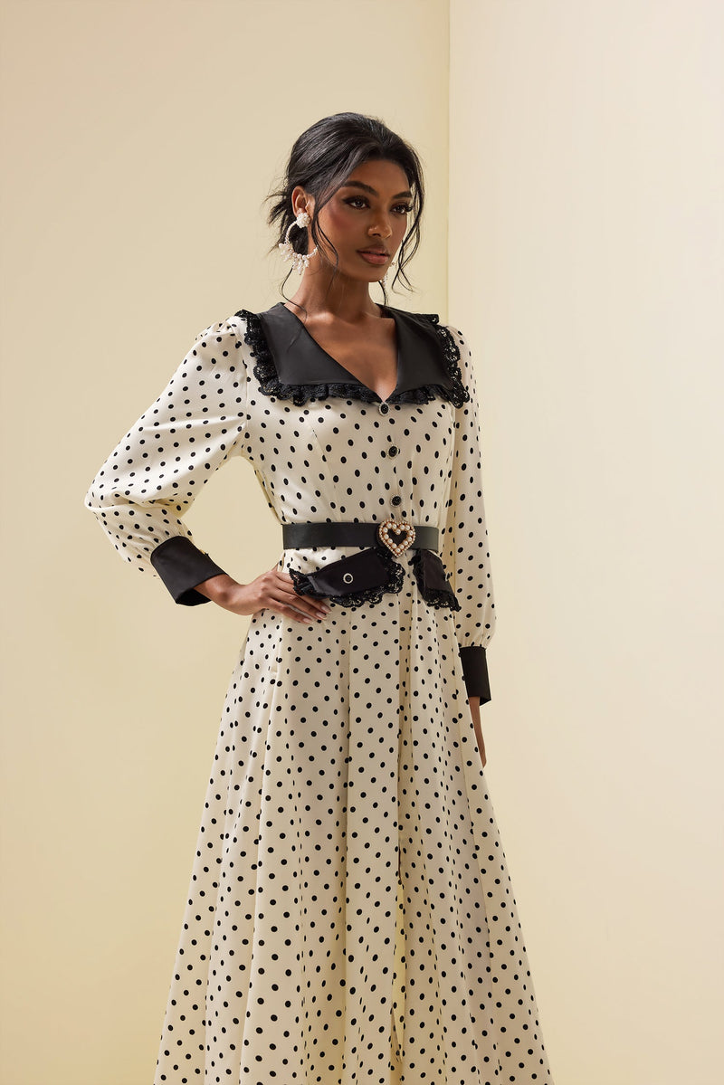 Classic Vintage Dress with a Flattering Fit