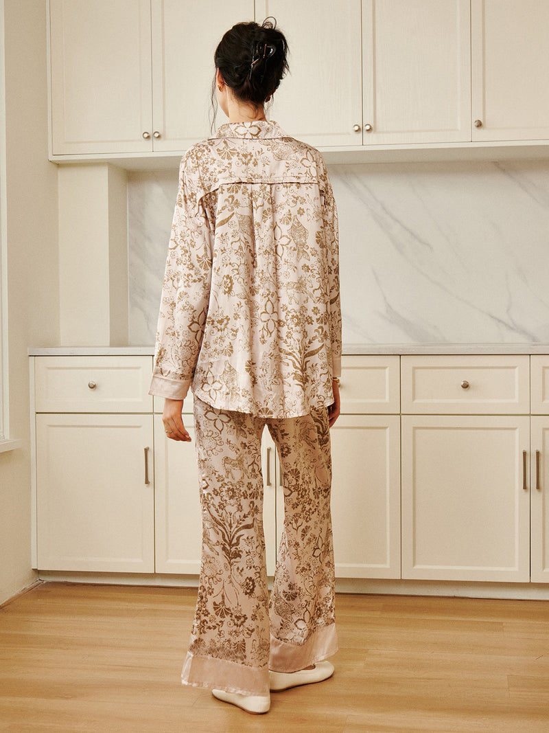 Sophisticated Pants with a Clean Classic Look
