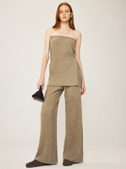 Well Tailored Sweater with a Graceful Silhouette