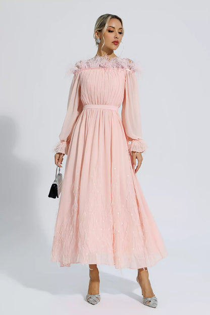 Classic Vintage & Enduringly Stylish Dress