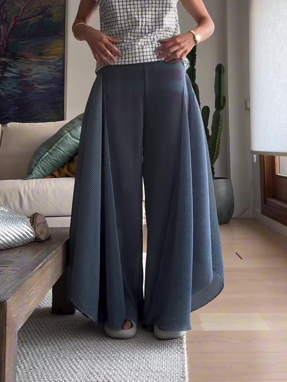 Beautifully Crafted Pants in a Classic Style