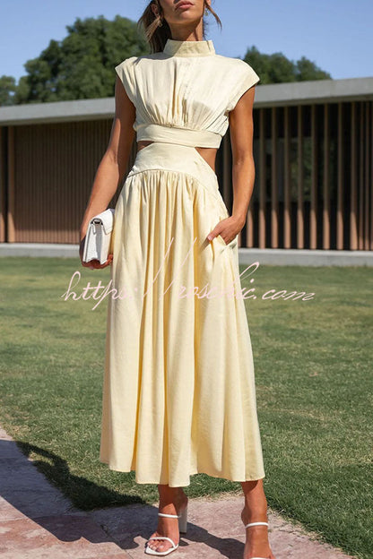 Well Tailored Dress with a Graceful Silhouette
