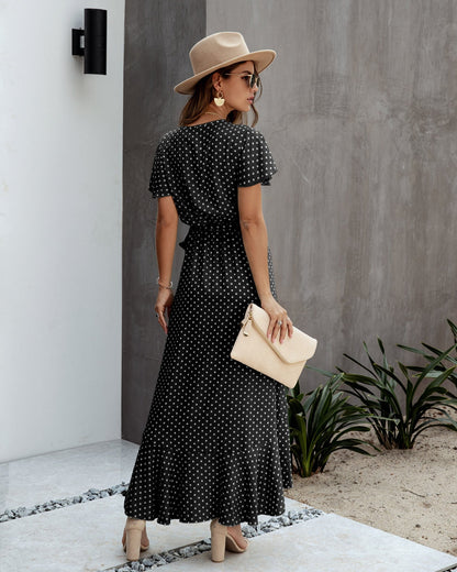 Sophisticated Dress with a Clean Classic Look