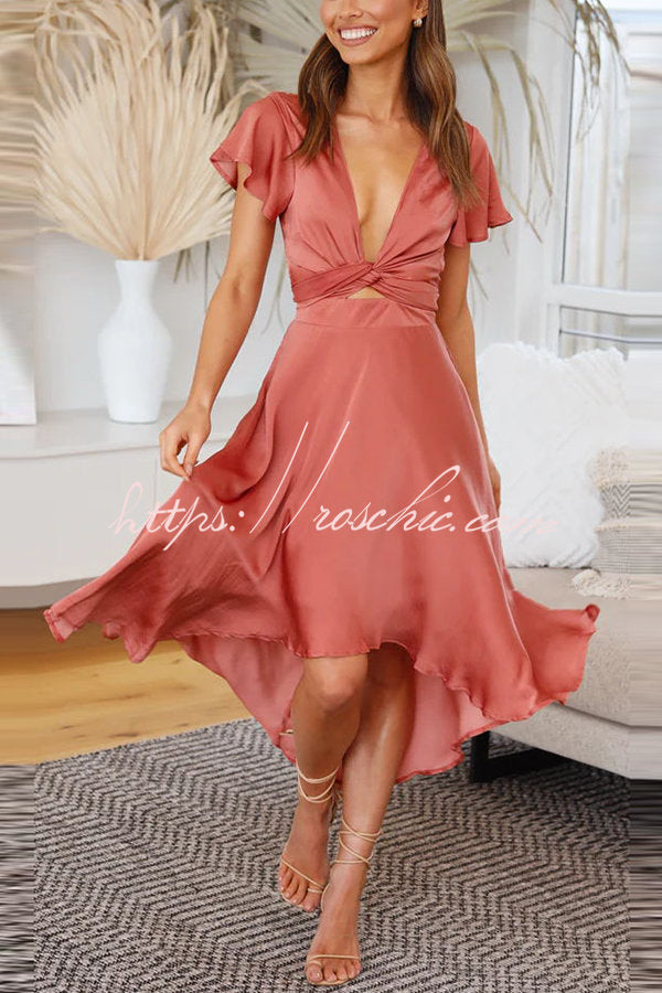 Beautifully Crafted Dress in a Classic Style