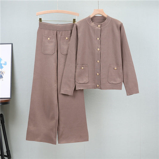 Gracefully Styled Cardigan for Any Occasion