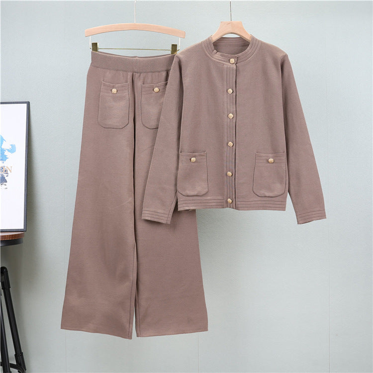Beautifully Crafted Cardigan in a Classic Style
