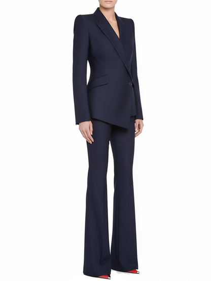 Polished Trousers with an Effortless Classic Look