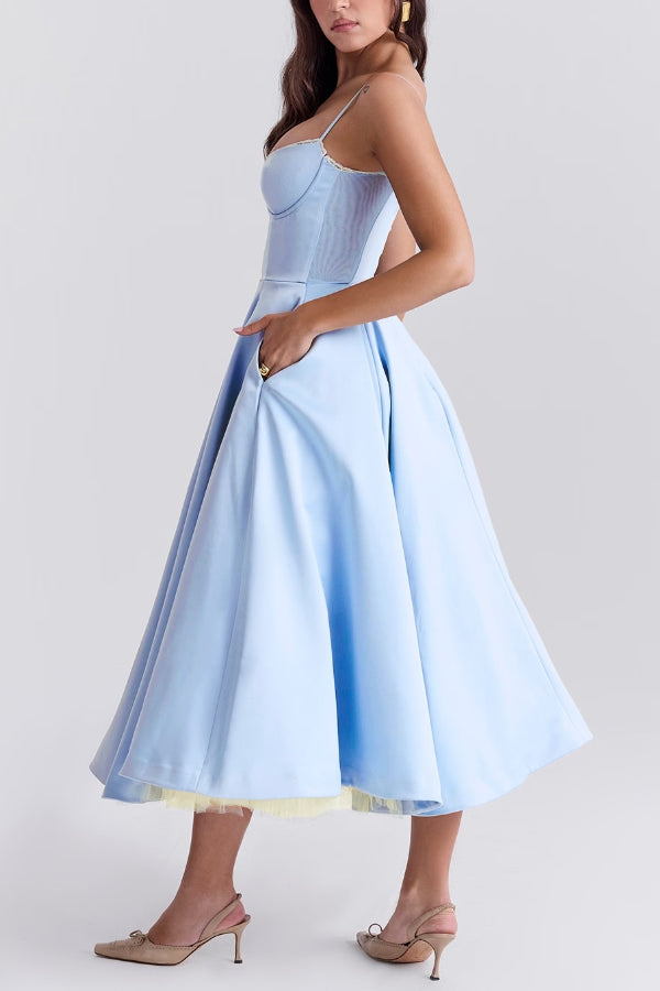 Gracefully Styled Dress for Any Occasion