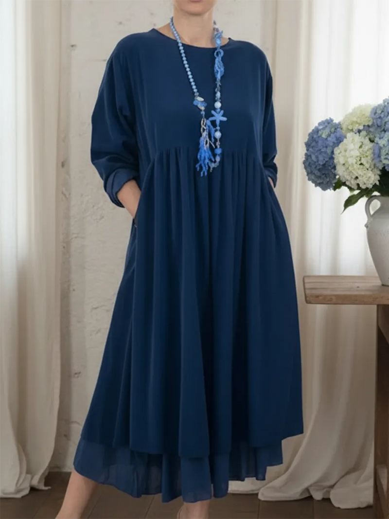Beautifully Finished Dress in a Timeless Design