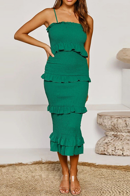 Well Tailored Dress with a Graceful Silhouette