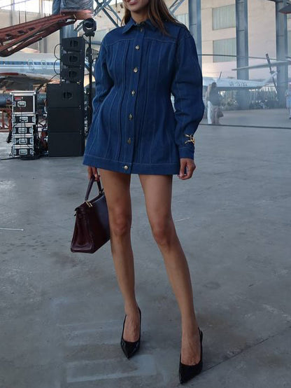 Sophisticated Dress with a Clean Classic Look
