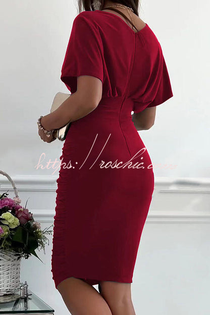 Effortlessly Elegant Dress with a Timeless Design