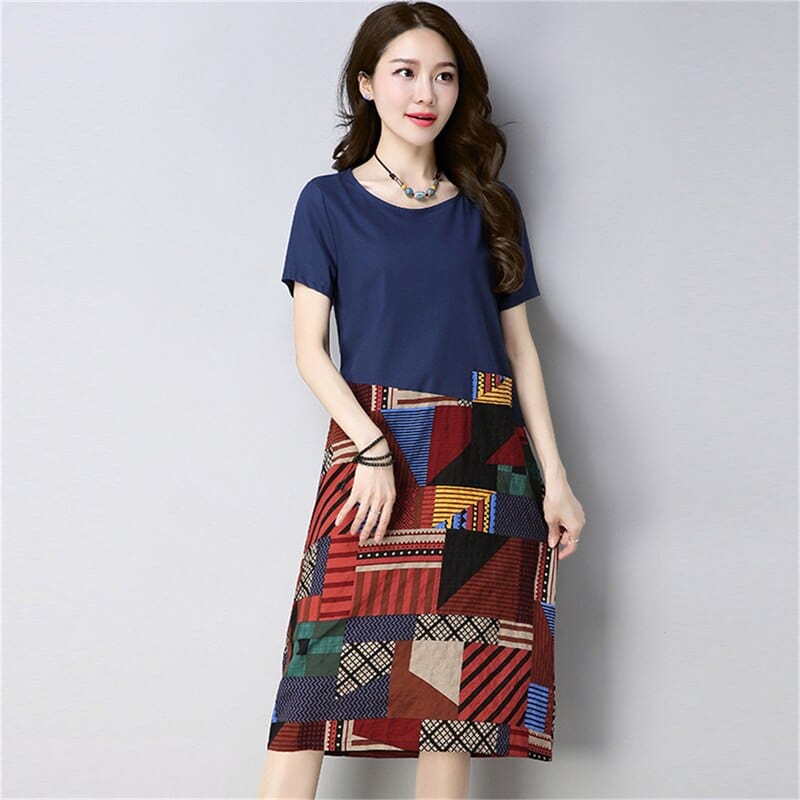 Well Tailored Dress with a Graceful Silhouette