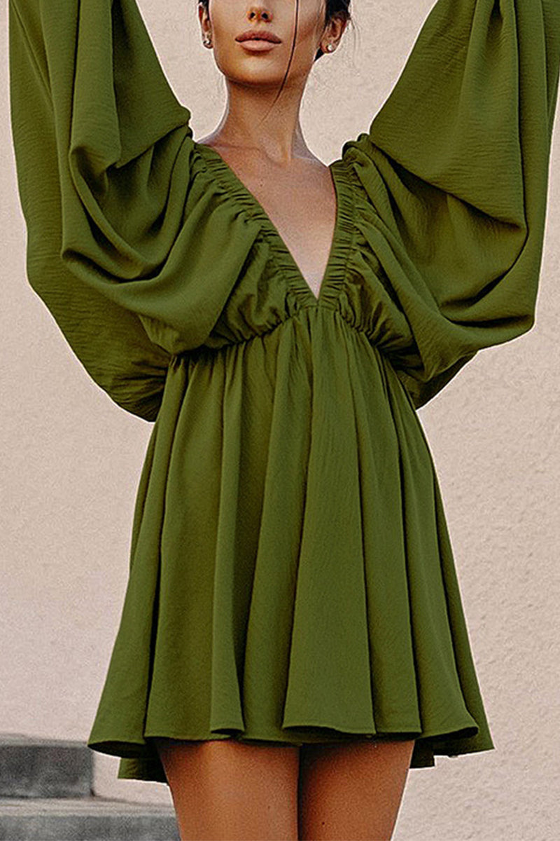 Gracefully Styled Dress for Any Occasion