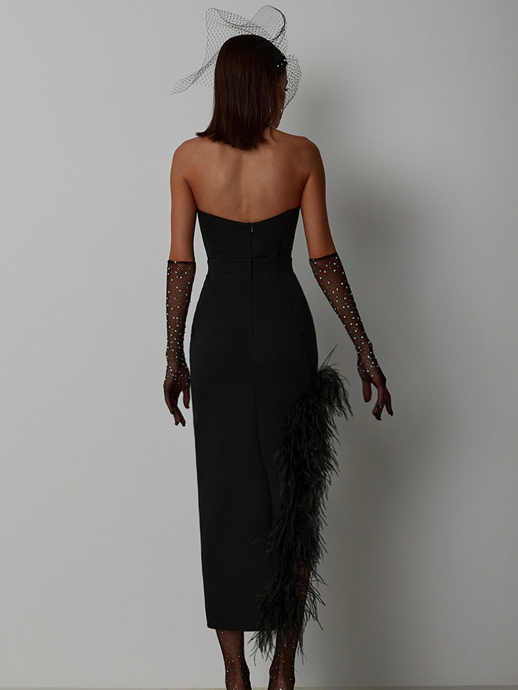 Beautifully Finished Dress in a Timeless Design