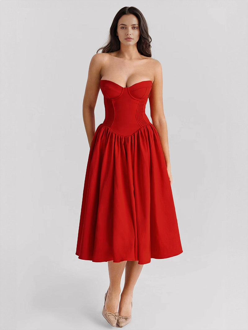 Well Tailored Dress with a Graceful Silhouette
