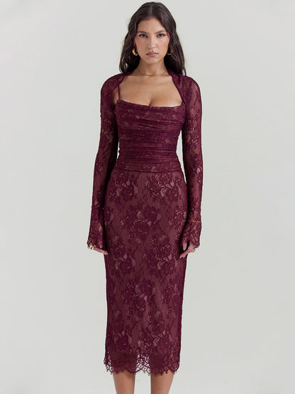 Beautifully Finished Dress in a Timeless Design