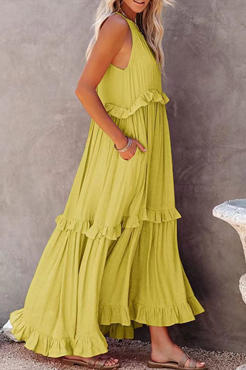 Sophisticated Dress with a Clean Classic Look