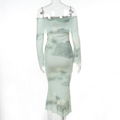 Gracefully Styled Dress for Any Occasion