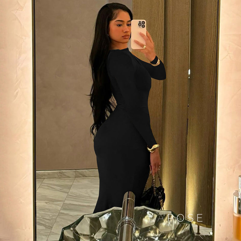 Effortlessly Elegant Dress with a Timeless Design