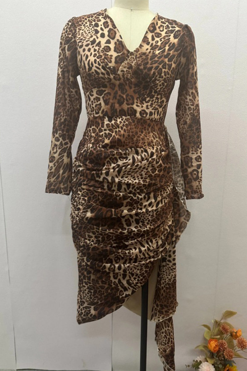 Well Tailored Dress with a Graceful Silhouette