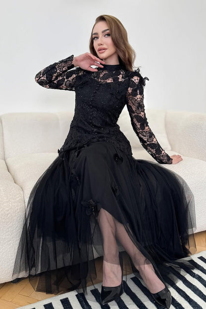 Classic Vintage & Enduringly Stylish Dress