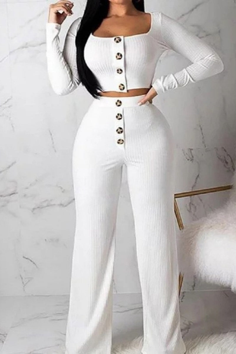 Sophisticated Pants with a Clean Classic Look