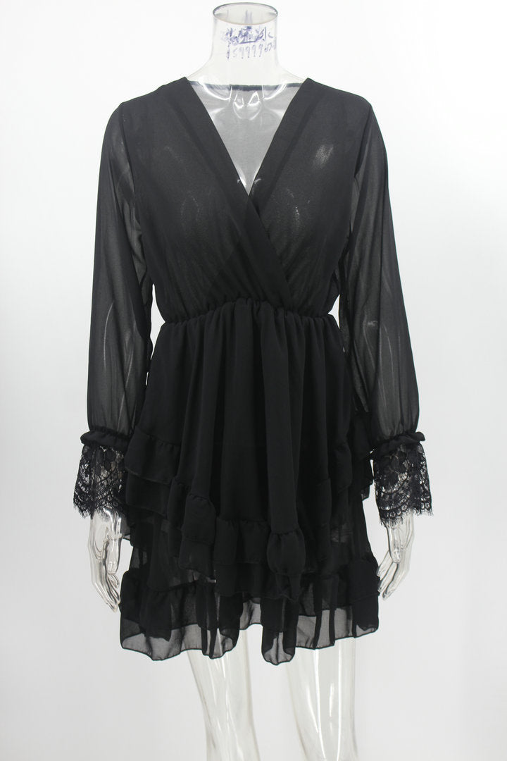 Effortlessly Elegant Dress with a Timeless Design