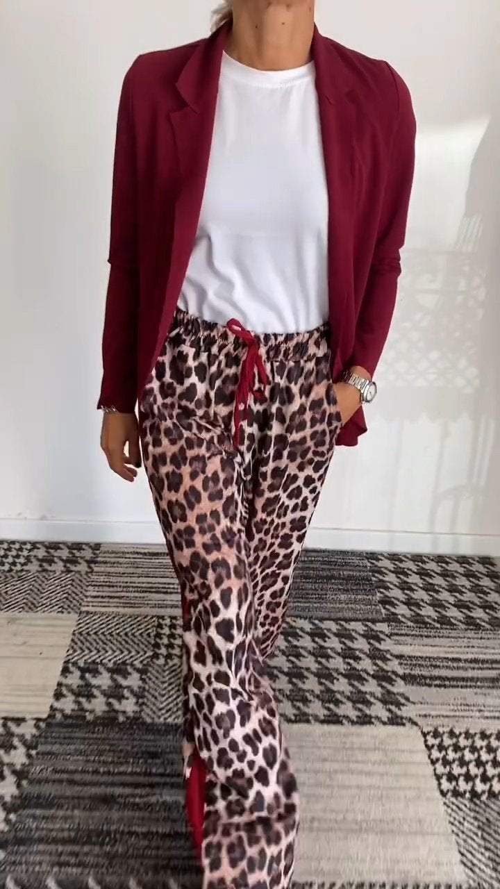 Sophisticated Jacket with a Clean Classic Look