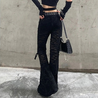 Effortlessly Elegant Pants with a Timeless Design
