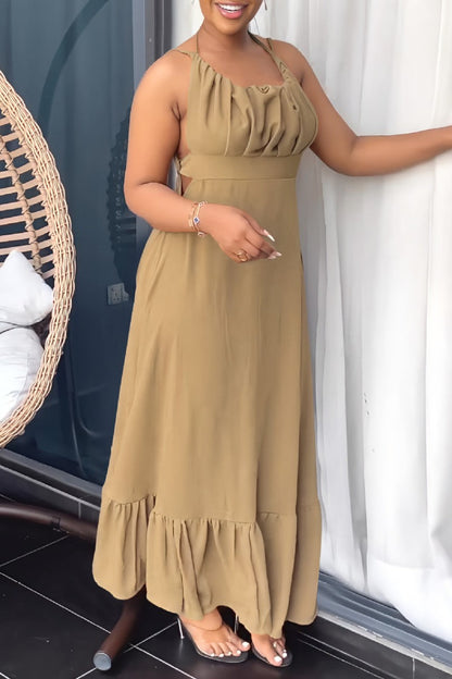 Beautifully Finished Dress in a Timeless Design