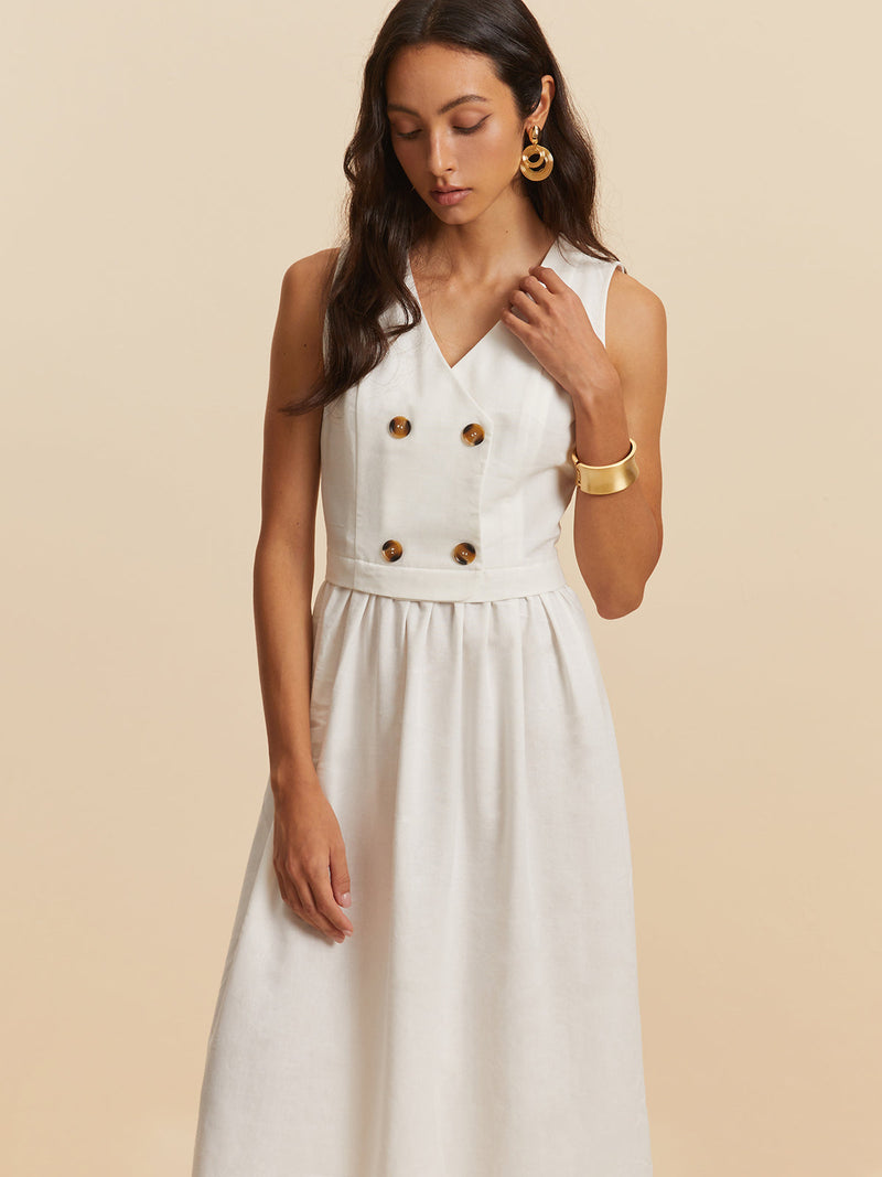 Beautifully Crafted Dress in a Classic Style