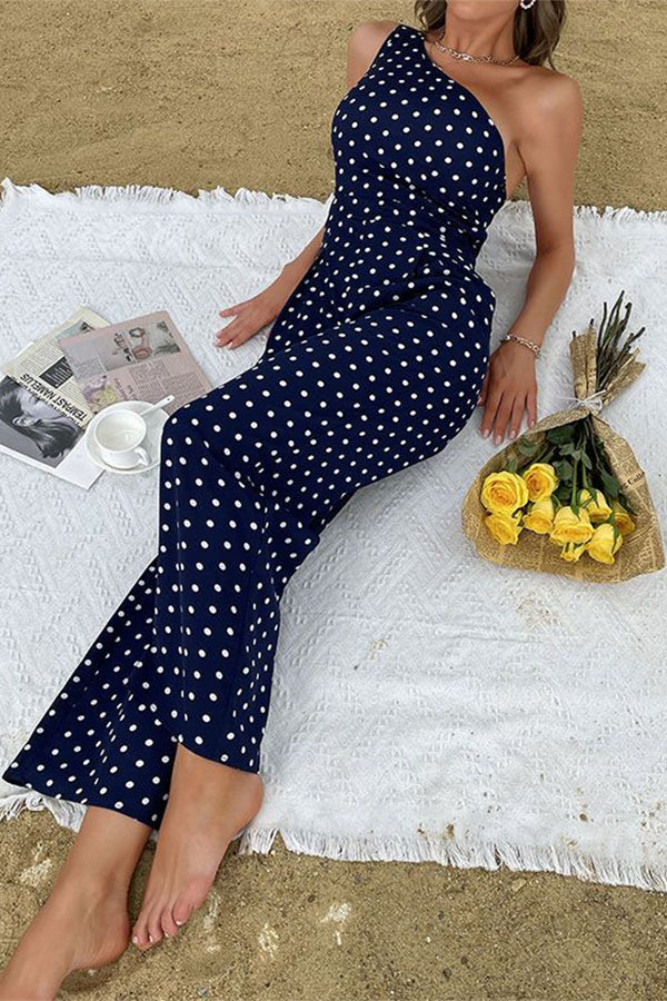 Classic Vintage Garment with a Flattering Fit