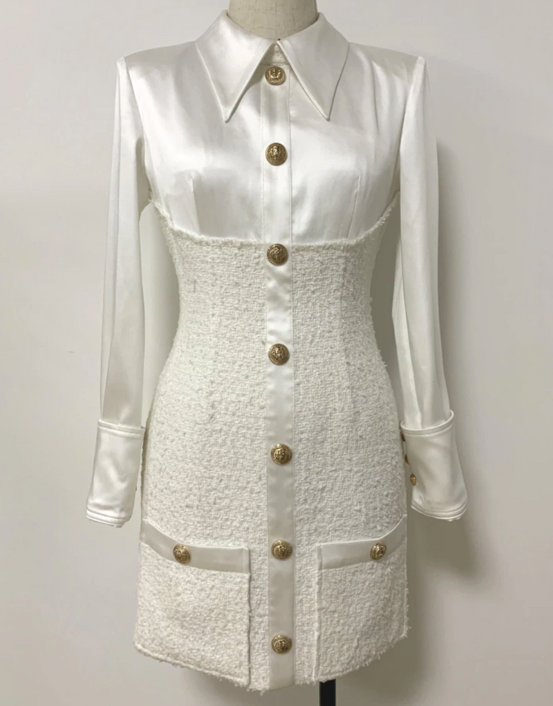 Beautifully Finished Dress in a Timeless Design