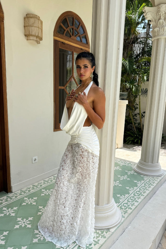 Beautifully Crafted Dress in a Classic Style