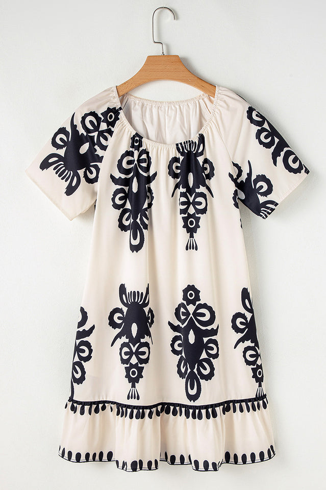 Effortlessly Elegant Dress with a Timeless Design
