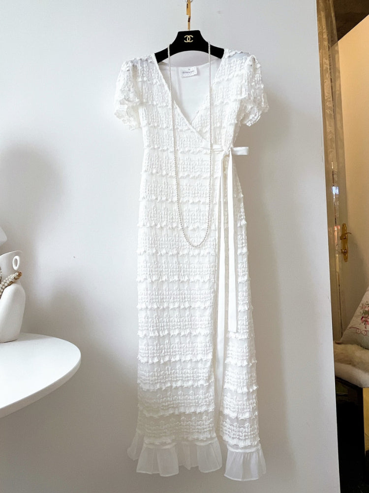 Sophisticated Dress with a Clean Classic Look